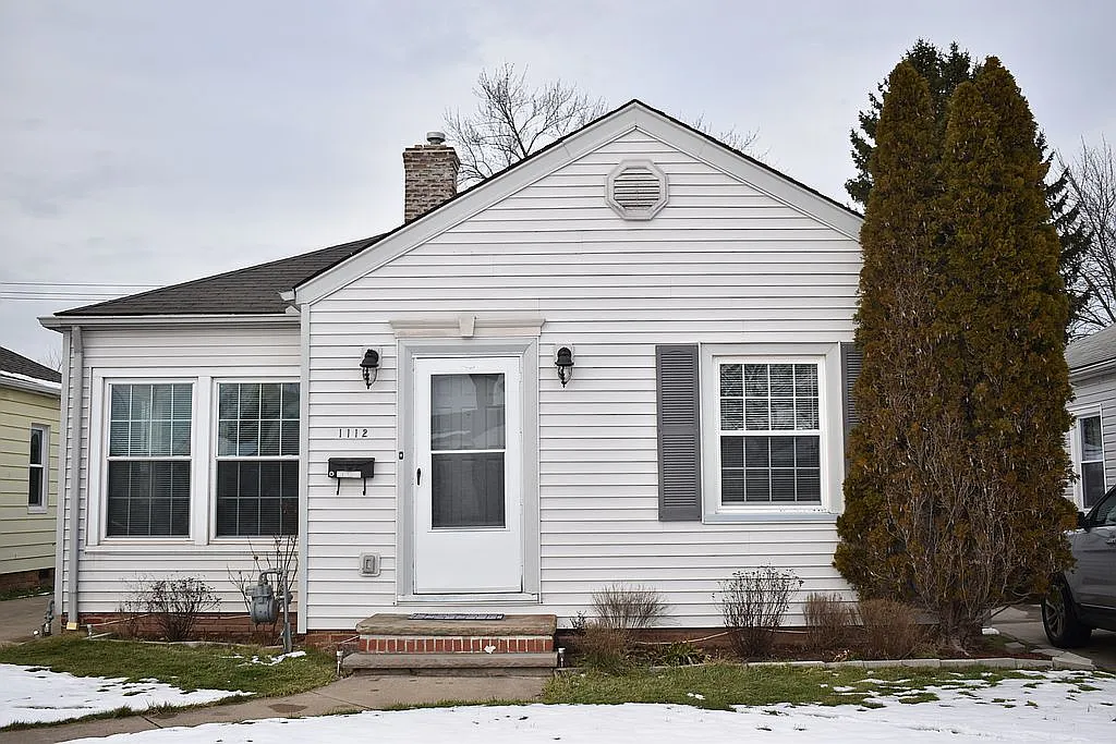 Single family home in Cleveland, OH