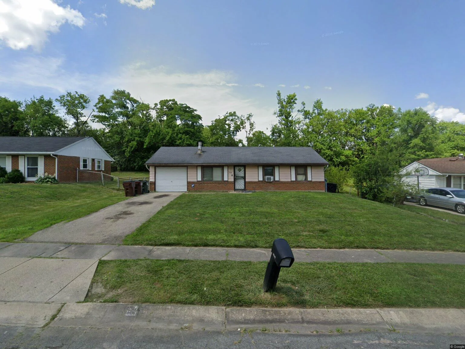 Single family home on Marsh Creek Drive in Dayton, OH